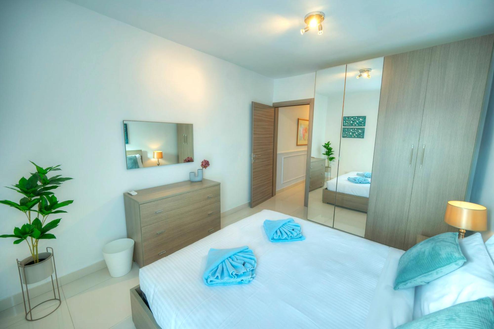 Modern, Large 3Bedroom, Spectacular Views Goslm-9 Sliema Exterior foto